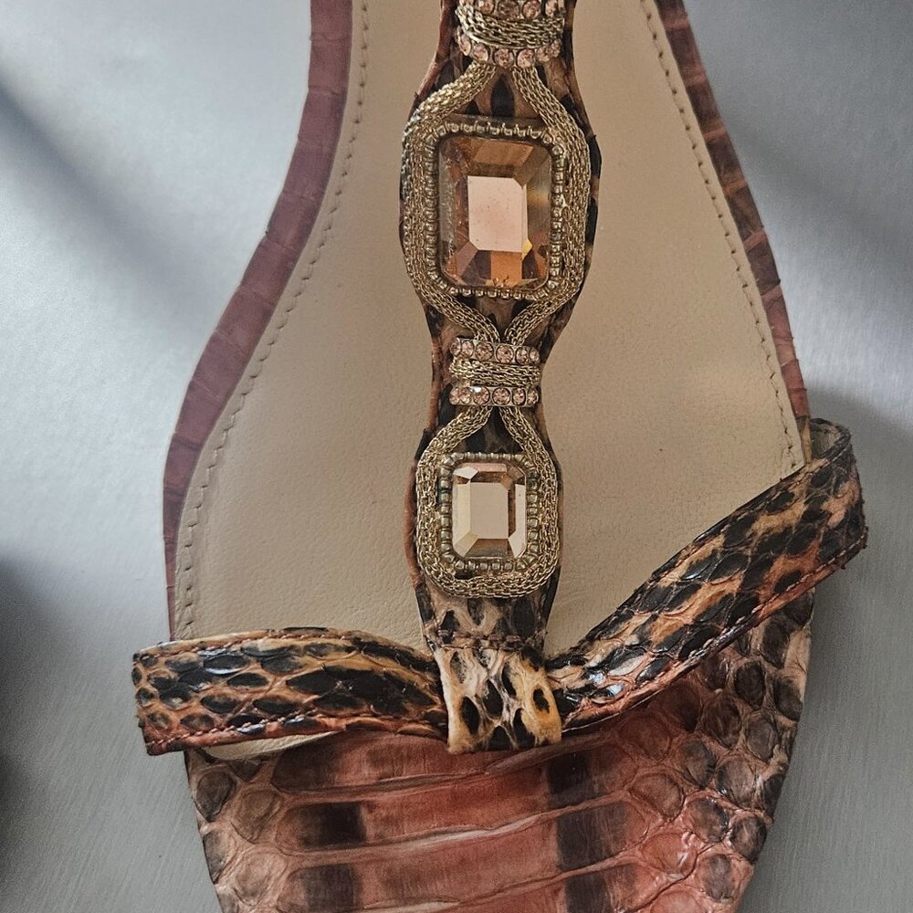 Vince Camuto, VC signature "Benni" salmon snake print sandals, size 9.5